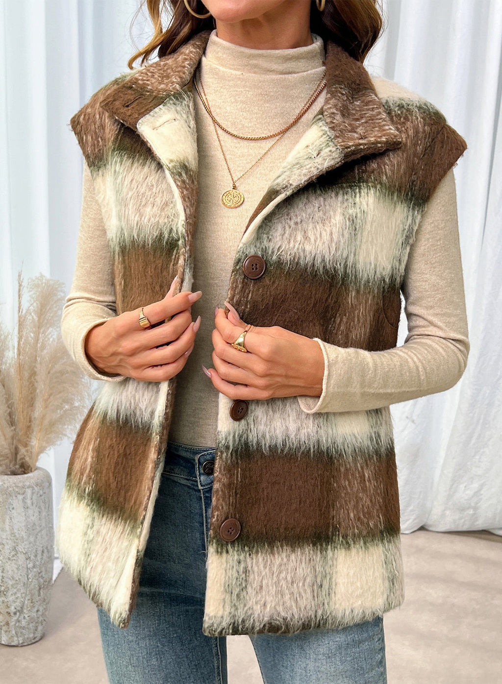 Dokotoo Oversized Plaid Vest Tops for Women Fleece Cap Sleeve Coats