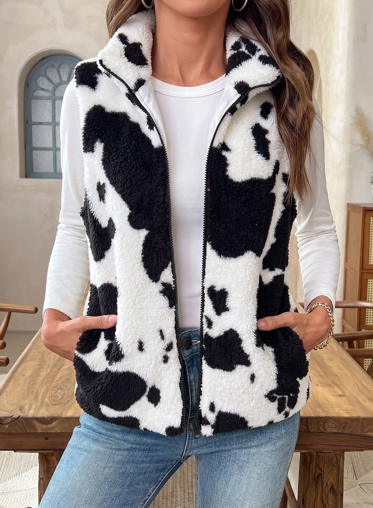 Dokotoo Womens Fleece Vest Zip Up Cow Print Sherpa Sleeveless Jacket