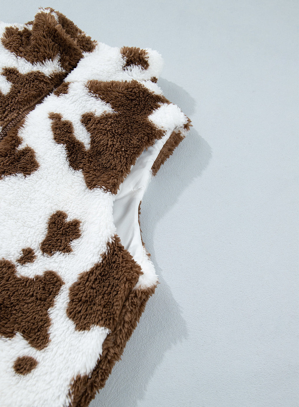 Dokotoo Womens Fleece Vest Zip Up Cow Print Sherpa Sleeveless Jacket