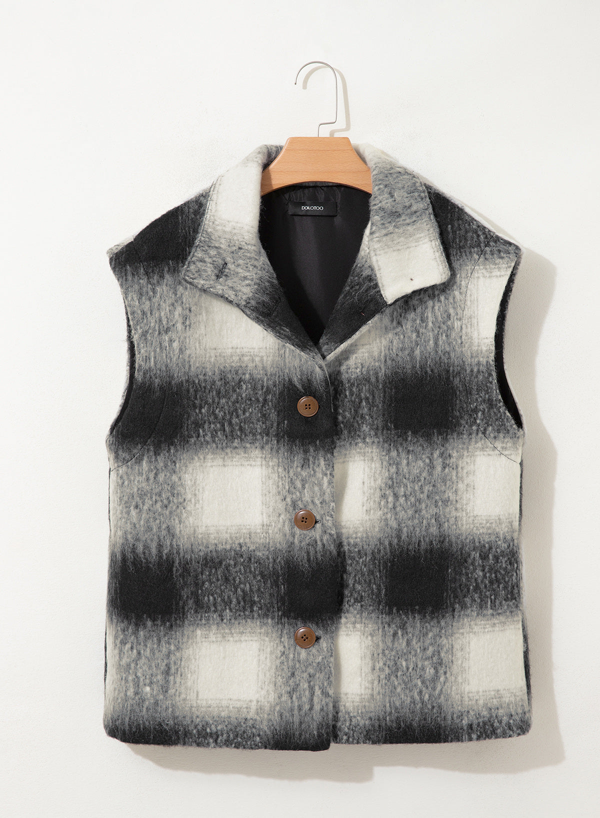 Dokotoo Oversized Plaid Vest Tops for Women Fleece Cap Sleeve Coats